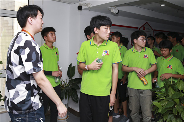年輕就來“競”——新華學子互聯(lián)網企業(yè)體驗之旅