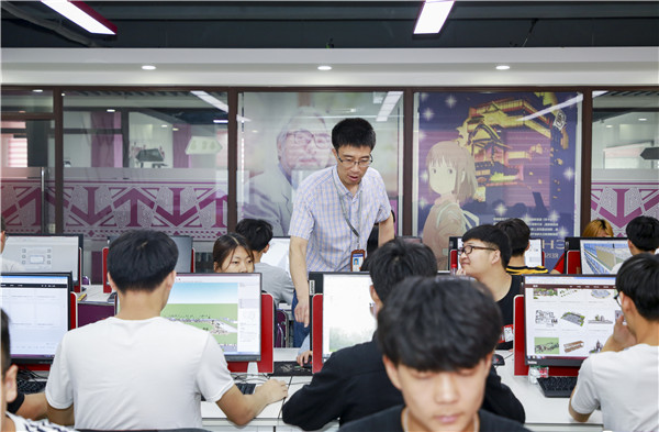 初中畢業(yè)上職業(yè)學(xué)校好么？