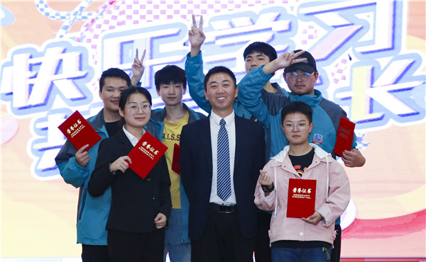 2019秋季新生階段課程結(jié)課答辯分享會圓滿落幕！
