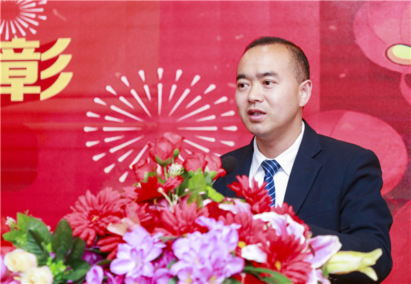 2020春季教學(xué)質(zhì)量月總結(jié)表彰暨教學(xué)研發(fā)部署大會(huì)隆重舉行！