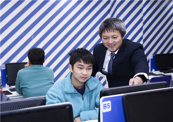 男生學什么IT<a href=http://njxh.cn target=_blank class=infotextkey>專業(yè)</a>好，自學or培訓？