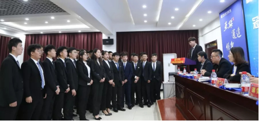 新華互聯(lián)網科技攜手名企，定向委培人才，讓學生好就業(yè)、就好業(yè)！