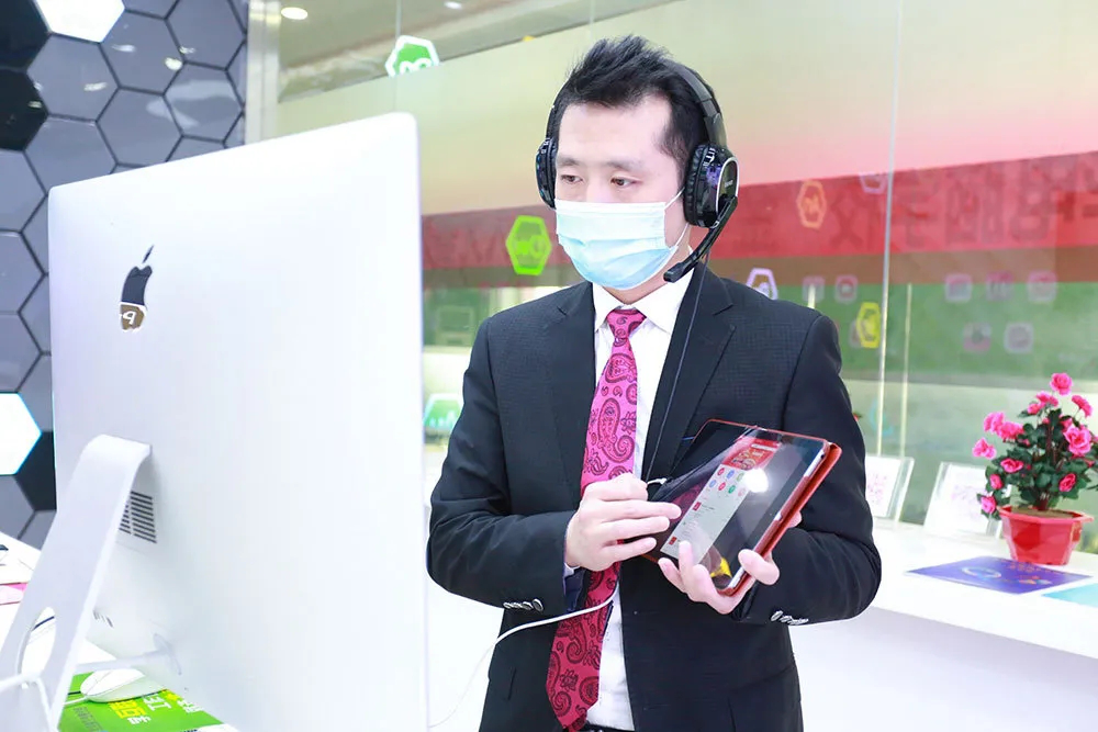 人人出彩 技能強(qiáng)國(guó)，新華邀你體驗(yàn)工匠精神