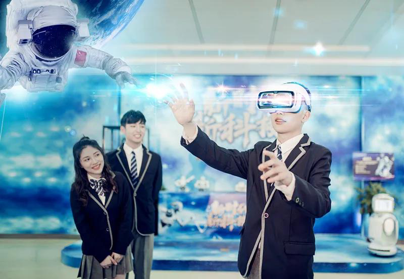 人人出彩 技能強(qiáng)國(guó)，新華邀你體驗(yàn)工匠精神