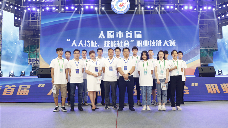新華<a href=http://njxh.cn target=_blank class=infotextkey>專業(yè)</a>說——中國網(wǎng)民破9億，UI設(shè)計蓬勃發(fā)展！