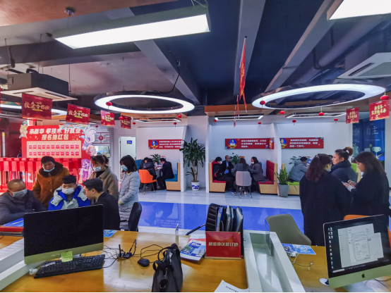 南京新華電腦專修學院330校園專場咨詢?nèi)栈顒映晒εe辦！