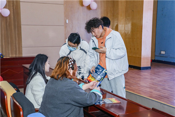 就業(yè)保障丨企業(yè)進(jìn)校園，助力南新學(xué)子就業(yè)