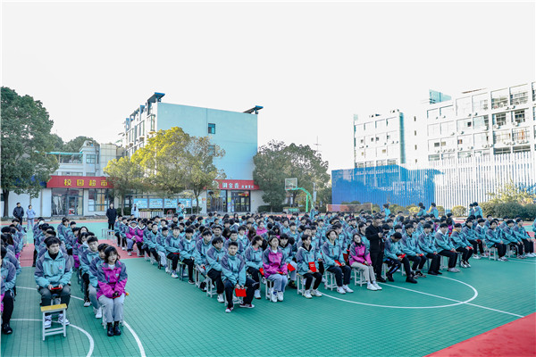 知行合一，榜樣力量 —南京新華2021年度學(xué)生工作總結(jié)暨表彰大會圓滿落幕！