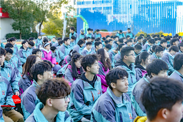 知行合一，榜樣力量 —南京新華2021年度學(xué)生工作總結(jié)暨表彰大會圓滿落幕！