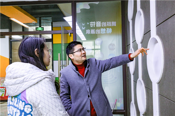 新課堂，迎接新成長|南新新華美妝新生參觀新教室