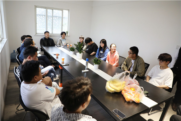 暖心回訪見證成長，愛與責(zé)任一路相隨