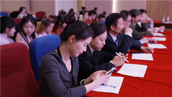 南京新華互聯(lián)網(wǎng)+美妝與形象設計<a href=http://njxh.cn target=_blank class=infotextkey>專業(yè)</a>結課答辯圓滿結束