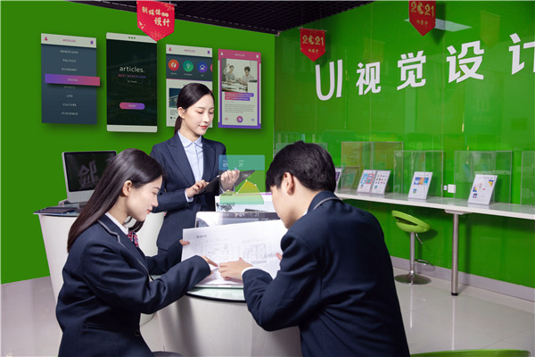 適合初中畢業(yè)上的學(xué)校？