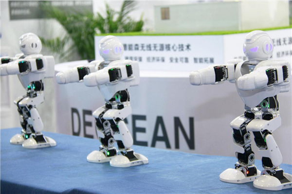 專業(yè)解析|看新華學子如何在校企聯(lián)盟下就業(yè)突圍！