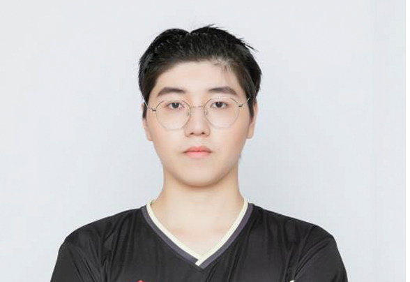 優(yōu)秀學生丨印新：慎以慮始，毅以圖終。