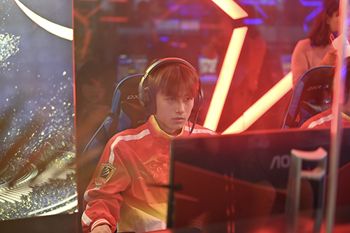 去哪個(gè)學(xué)?？梢詫W(xué)電競(jìng)