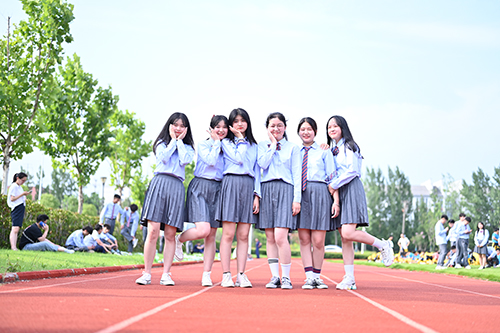 上一個(gè)差的高中還是去職高好？